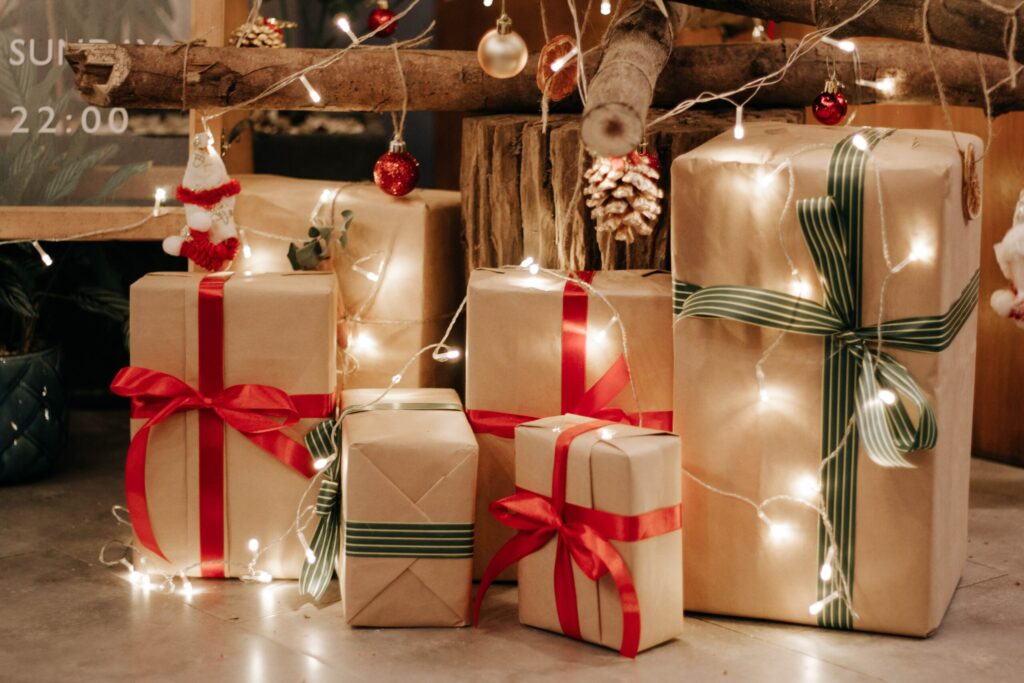 Need a little extra cash for the holiday season...